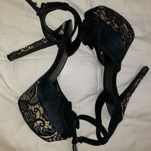 Jessica Simpson suede bow heels